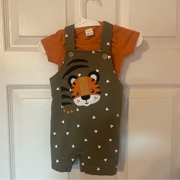 pl baby Other - Adorable Tiger Overalls Infant Outfit